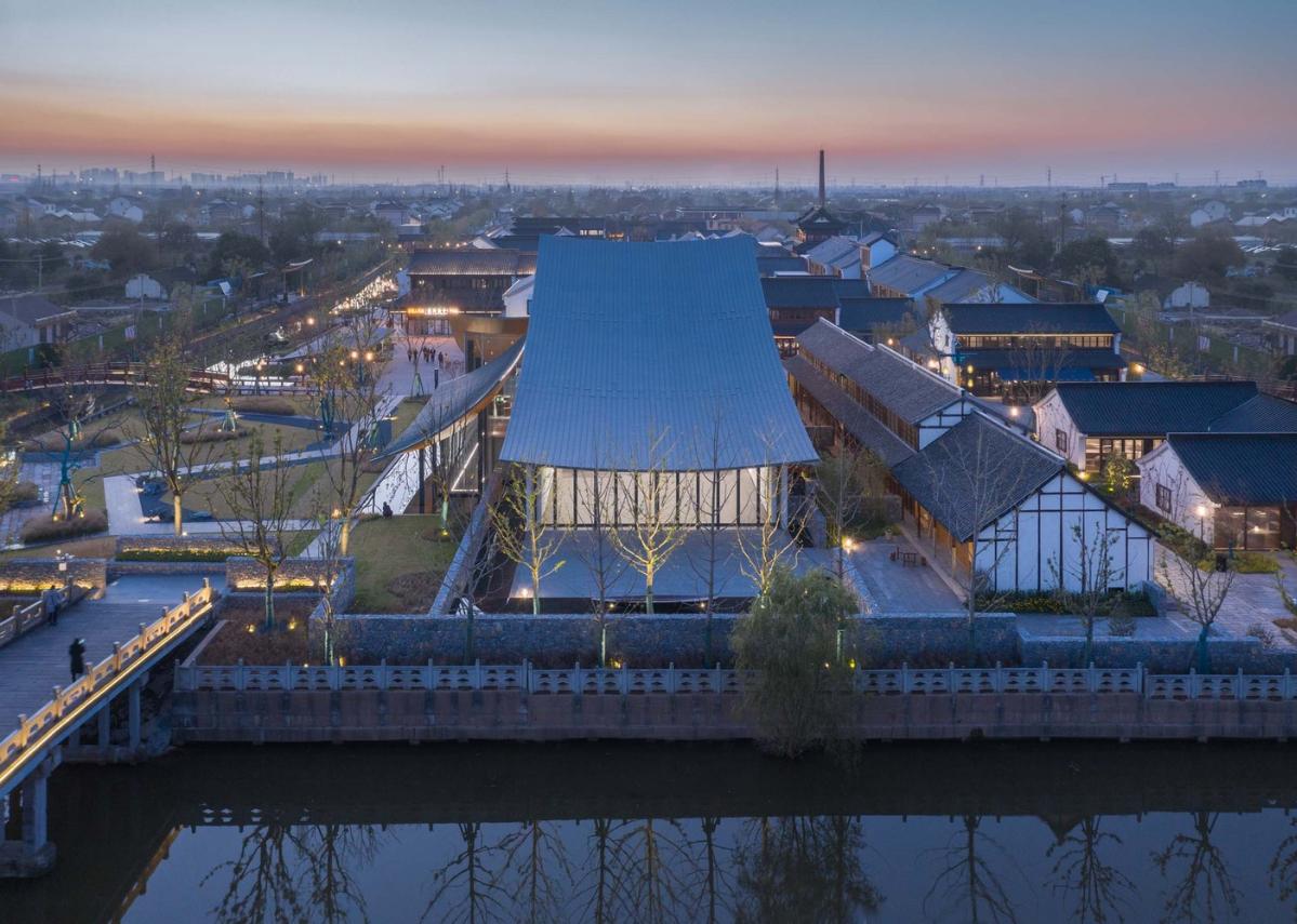 06_謇里小镇展览馆_东立面实景_©此间建筑摄影.jpg
